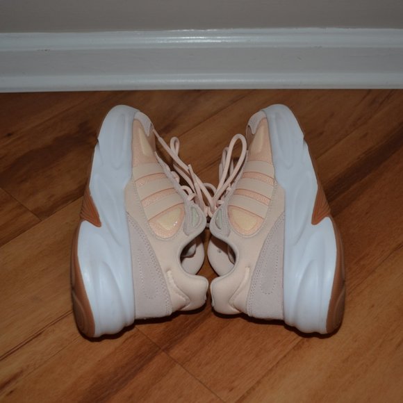 Adidas NWOB Cloudfoam Alumina Cream Athletic Comfort Trainer sneakers, 8 - Picture 9 of 12